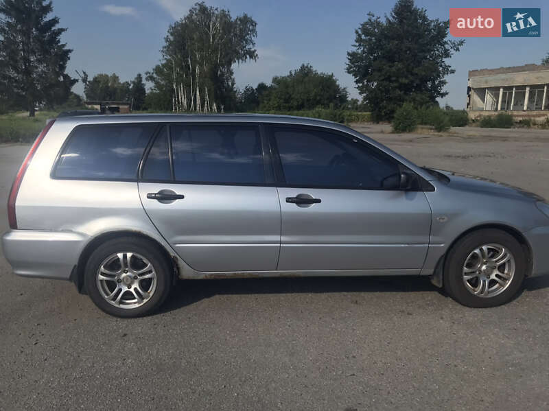 Универсал Mitsubishi Lancer 2004 в Козельце