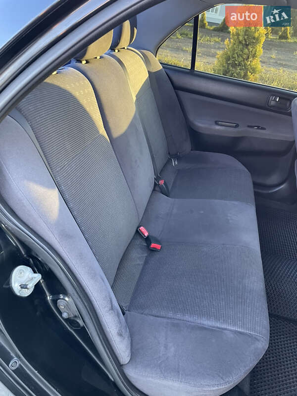 Седан Mitsubishi Lancer 2004 в Львові фото 17 Седан Mitsubishi Lancer 2004 в Львові