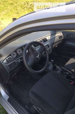 Седан Mitsubishi Lancer 2008 в  фото 9 Седан Mitsubishi Lancer 2008 в