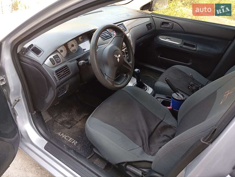 Седан Mitsubishi Lancer 2007 в Львове фото 4 Седан Mitsubishi Lancer 2007 в Львове