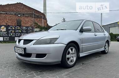 Седан Mitsubishi Lancer 2004 в Харькове