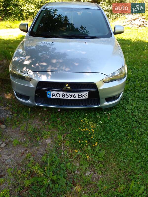 Седан Mitsubishi Lancer 2007 в Нереснице
