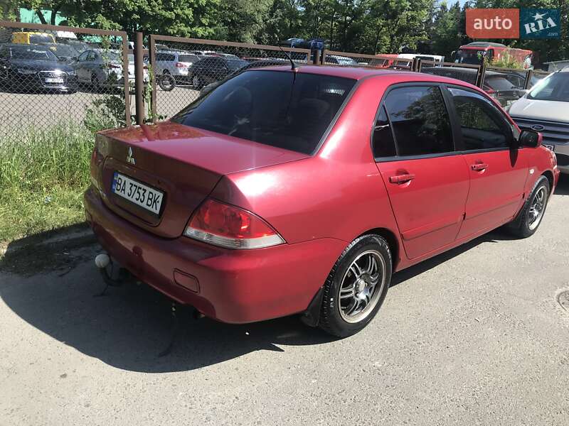 Универсал Mitsubishi Lancer 2006 в Новоукраинке