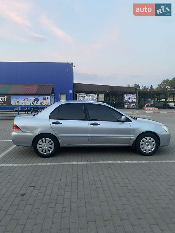 Седан Mitsubishi Lancer 2003 в Коломиї