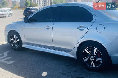 Седан Mitsubishi Lancer 2013 в Запорожье