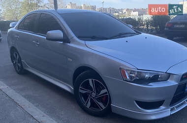 Седан Mitsubishi Lancer 2013 в Запорожье