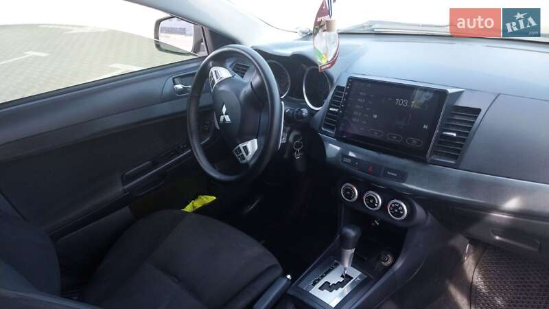 Седан Mitsubishi Lancer 2007 в Киеве