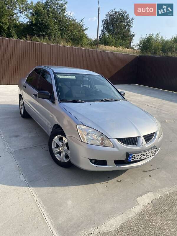 Седан Mitsubishi Lancer 2005 в Ходорове