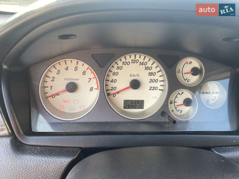 Седан Mitsubishi Lancer 2005 в Ходорове
