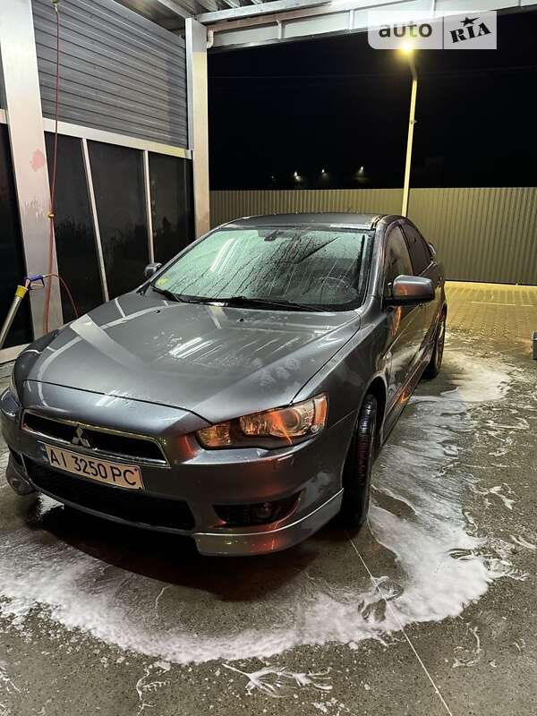 Mitsubishi Lancer 2010
