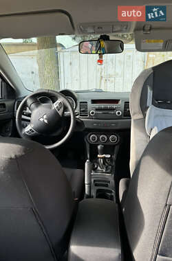 Хэтчбек Mitsubishi Lancer 2009 в 