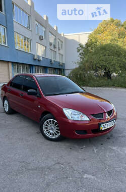 Седан Mitsubishi Lancer 2004 в Дніпрі