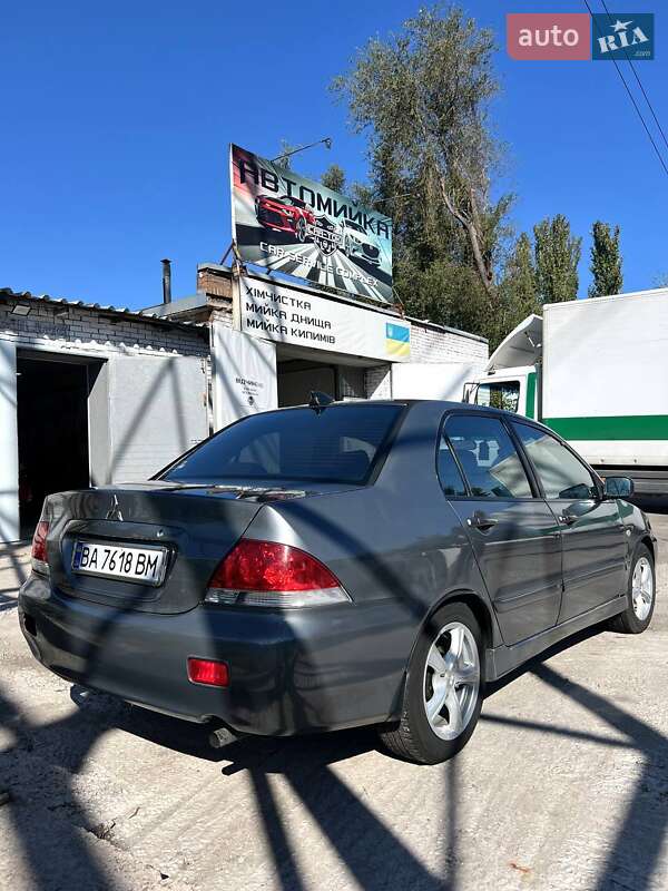 Седан Mitsubishi Lancer 2006 в Запоріжжі