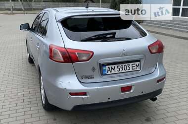 Хетчбек Mitsubishi Lancer 2010 в Житомирі