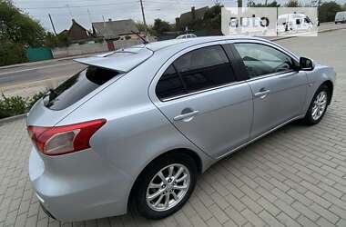 Хетчбек Mitsubishi Lancer 2010 в Житомирі