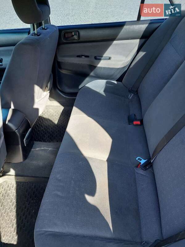 Седан Mitsubishi Lancer 2005 в Кропивницком