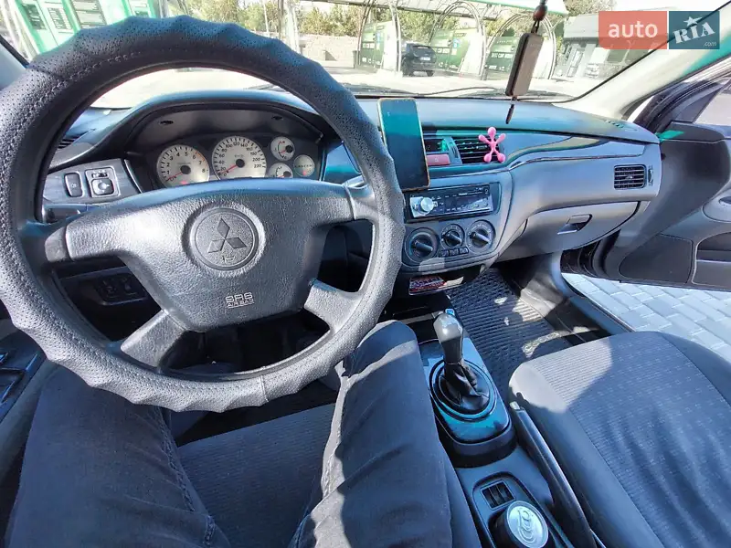 Mitsubishi Lancer
