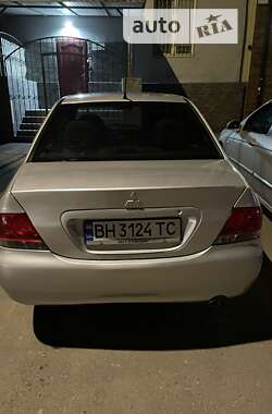 Седан Mitsubishi Lancer 2004 в Одессе