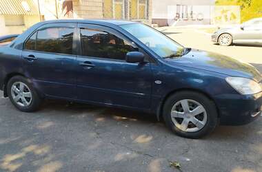 Седан Mitsubishi Lancer 2005 в Киеве