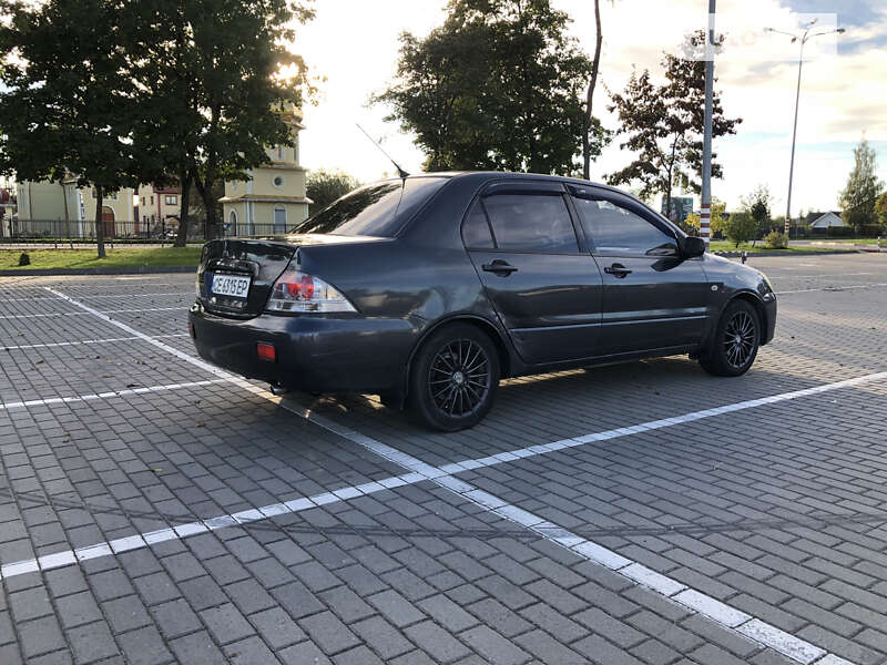 Седан Mitsubishi Lancer 2003 в Коломые фото 13 Седан Mitsubishi Lancer 2003 в Коломые