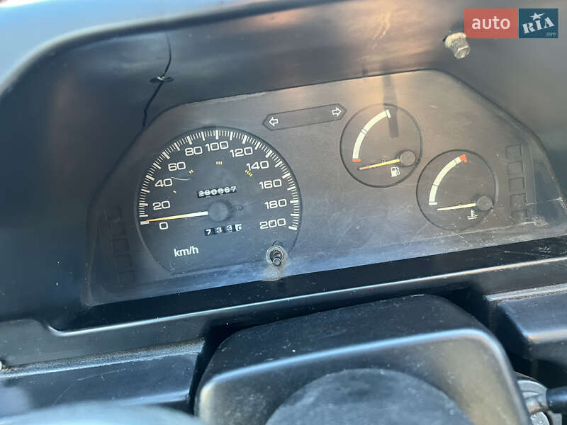 Седан Mitsubishi Lancer 1991 в Любомле
