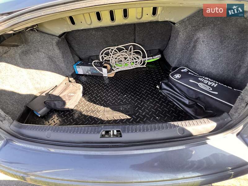 Седан Mitsubishi Lancer 2011 в Києві
