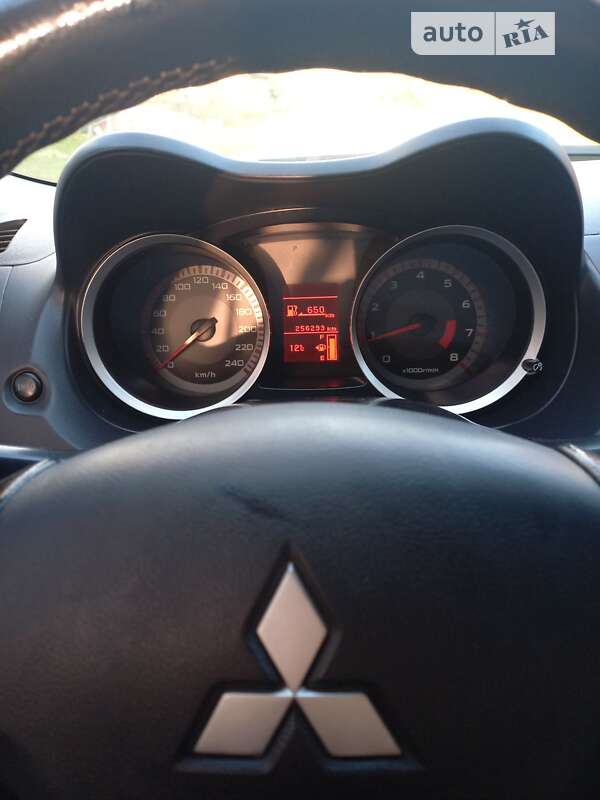 Седан Mitsubishi Lancer 2007 в Івано-Франківську