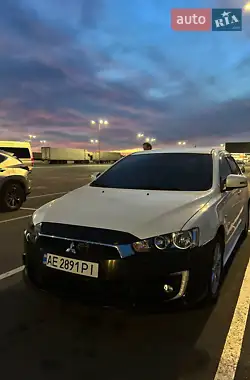 Mitsubishi Lancer 2015