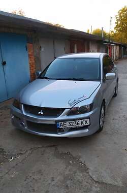 Седан Mitsubishi Lancer 2004 в Никополе