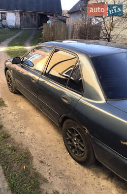 Седан Mitsubishi Lancer 1993 в 