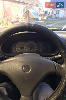 Седан Mitsubishi Lancer 1993 в 