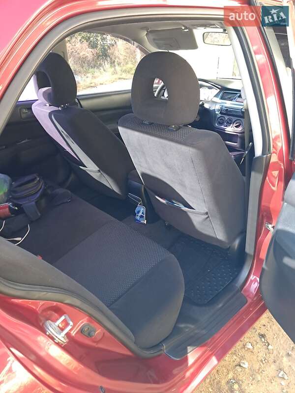 Седан Mitsubishi Lancer 2005 в Одесі