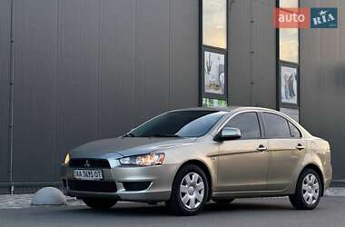 Седан Mitsubishi Lancer 2008 в Киеве