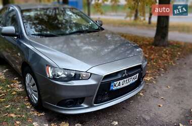 Седан Mitsubishi Lancer 2012 в Чернигове