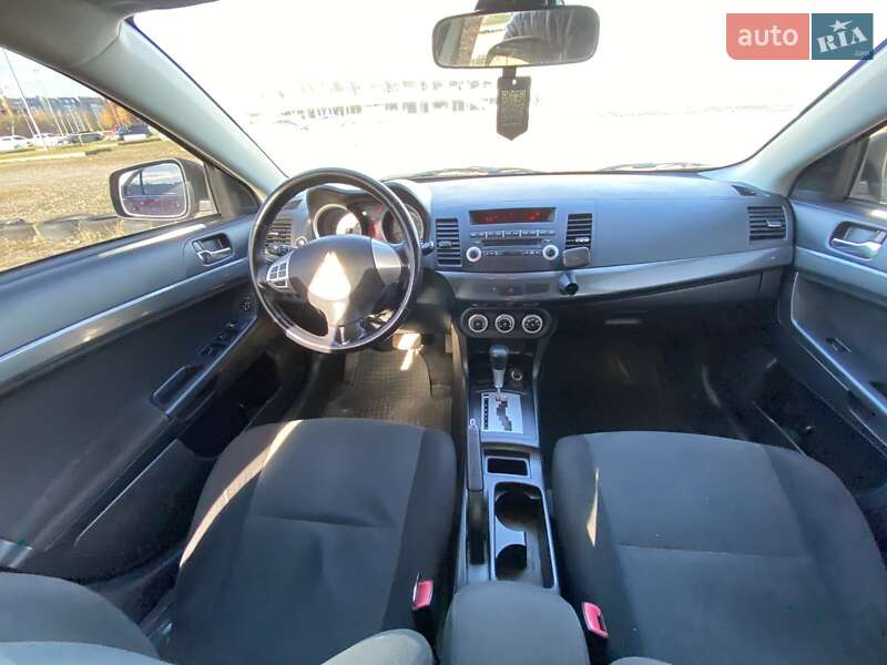Седан Mitsubishi Lancer 2008 в Львове