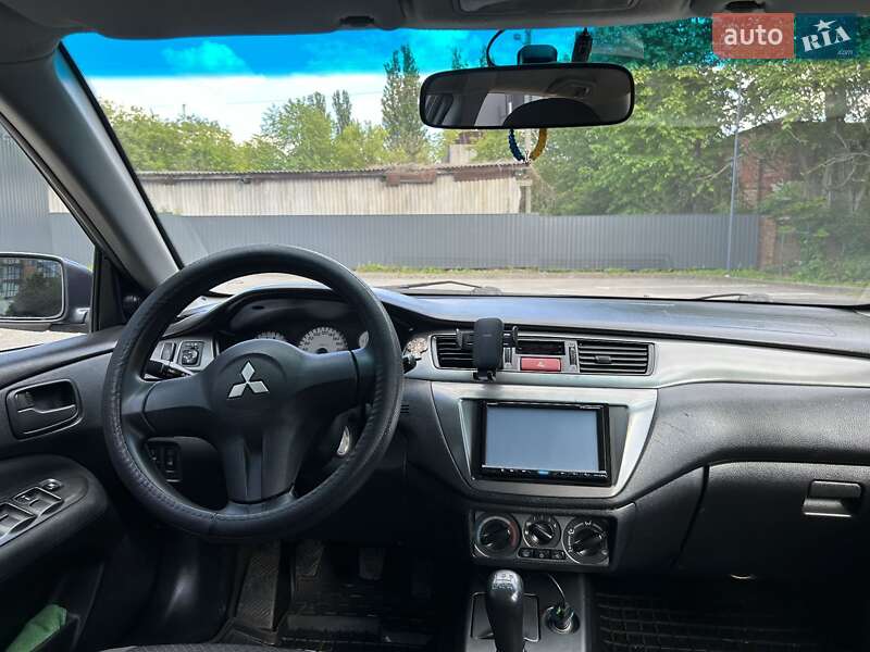 Седан Mitsubishi Lancer 2006 в Каменец-Подольском