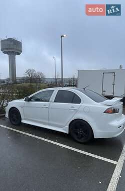 Mitsubishi Lancer 2014