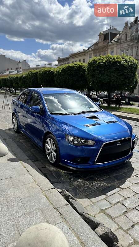 Седан Mitsubishi Lancer 2015 в 