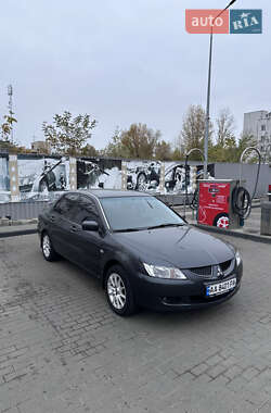 Седан Mitsubishi Lancer 2003 в Києві