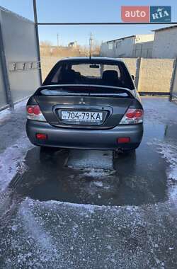 Седан Mitsubishi Lancer 2004 в 