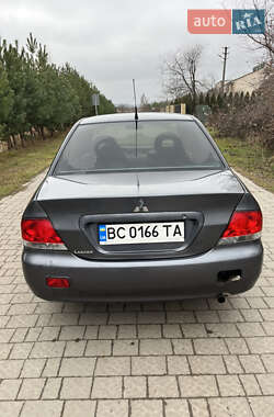 Седан Mitsubishi Lancer 2006 в Львове