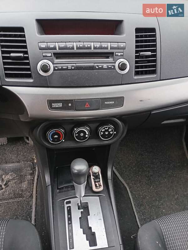 Седан Mitsubishi Lancer 2008 в Кагарлику