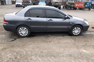 Седан Mitsubishi Lancer 2006 в Романіву