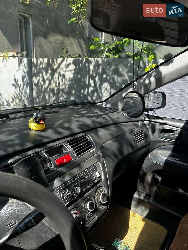Седан Mitsubishi Lancer 2008 в Днепре