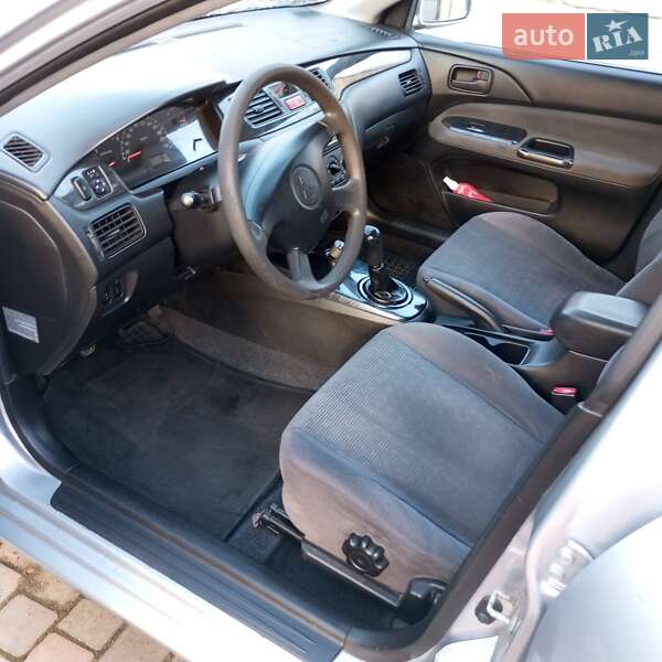 Універсал Mitsubishi Lancer 2004 в Лугинах