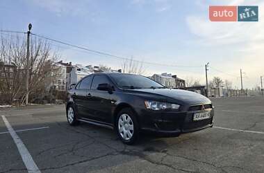 Седан Mitsubishi Lancer 2008 в Киеве