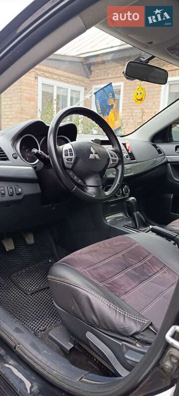 Седан Mitsubishi Lancer 2011 в Олександрівці