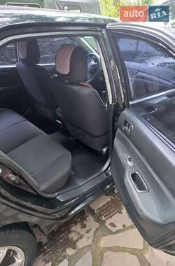 Седан Mitsubishi Lancer 2006 в Ужгороде