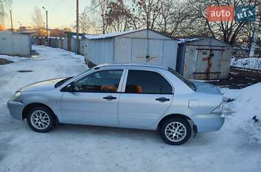 Седан Mitsubishi Lancer 2004 в Львове