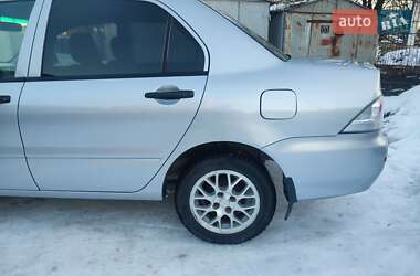 Седан Mitsubishi Lancer 2004 в Львове